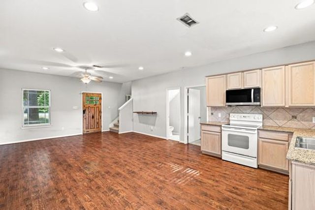 13396 Teel Road, Montgomery, TX 77356