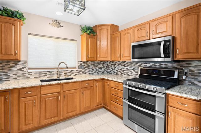 1908 Galway Drive, Belleville, IL 62221