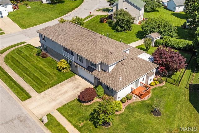 1908 Galway Drive, Belleville, IL 62221