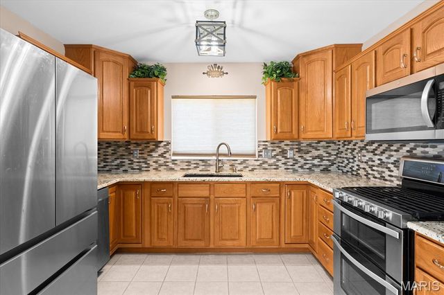 1908 Galway Drive, Belleville, IL 62221
