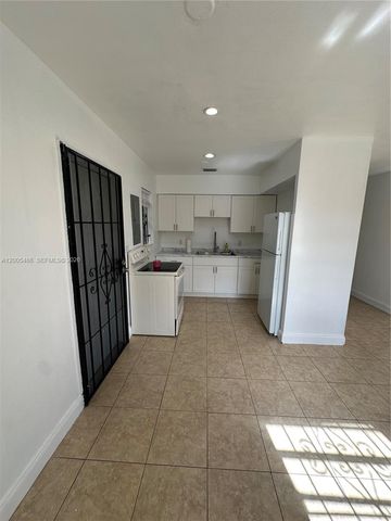 3501 NW 171st Ter, Miami Gardens, FL 33056