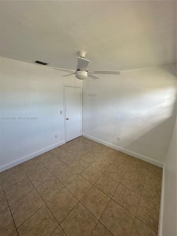 3501 NW 171st Ter, Miami Gardens, FL 33056