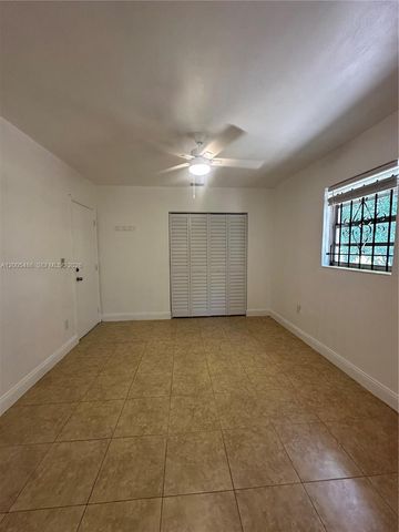 3501 NW 171st Ter, Miami Gardens, FL 33056