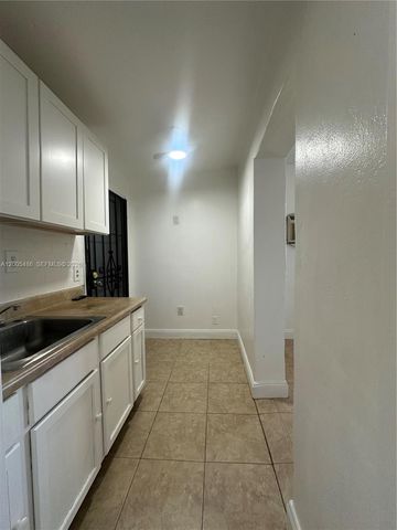 3501 NW 171st Ter, Miami Gardens, FL 33056