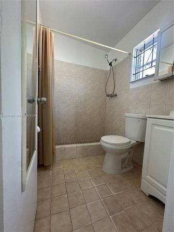 3501 NW 171st Ter, Miami Gardens, FL 33056