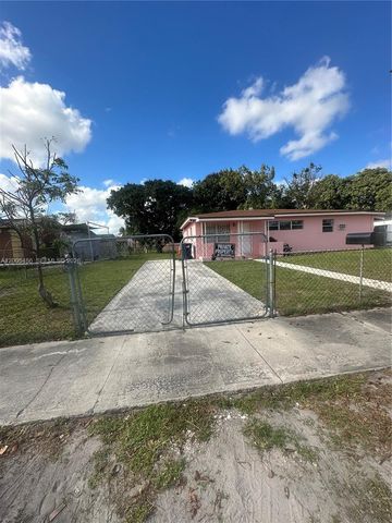 3501 NW 171st Ter, Miami Gardens, FL 33056