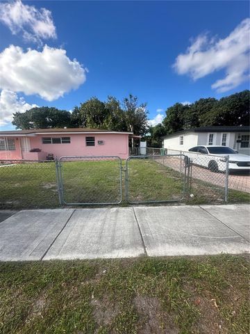 3501 NW 171st Ter, Miami Gardens, FL 33056