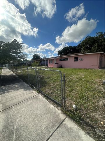3501 NW 171st Ter, Miami Gardens, FL 33056
