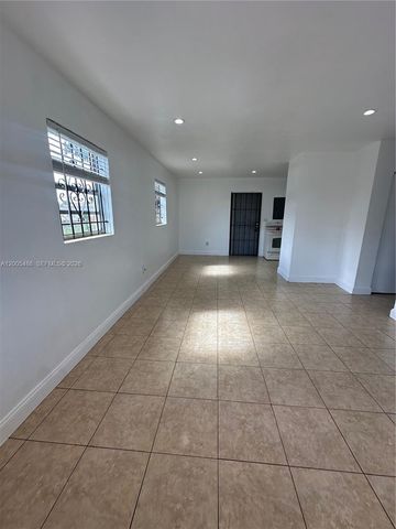 3501 NW 171st Ter, Miami Gardens, FL 33056