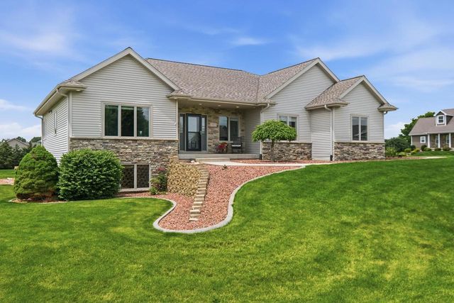 3017 Craig Lane, Sun Prairie, WI 53590