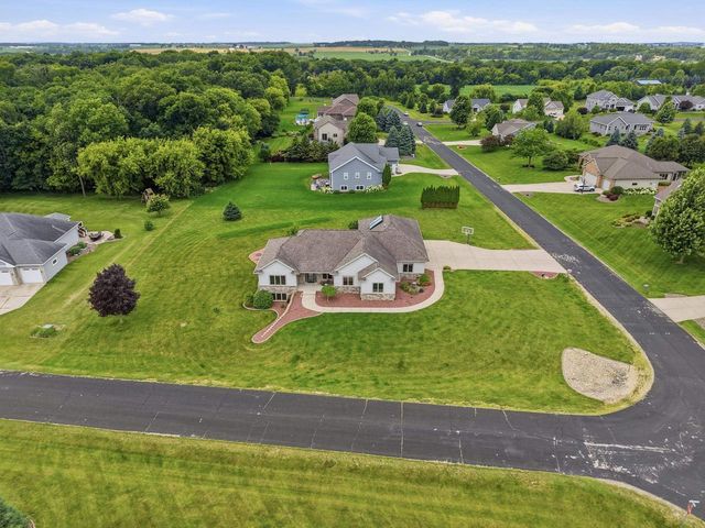 3017 Craig Lane, Sun Prairie, WI 53590