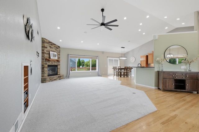 3017 Craig Lane, Sun Prairie, WI 53590