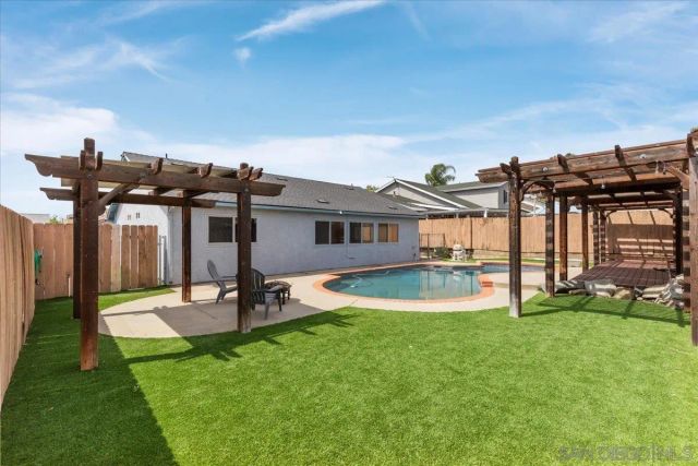 13423 Floral Ave, Poway, CA 92064