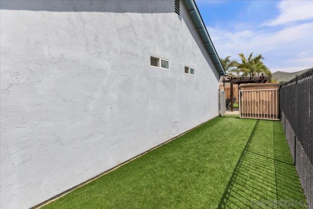 13423 Floral Ave, Poway, CA 92064