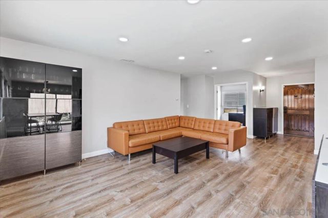 13423 Floral Ave, Poway, CA 92064