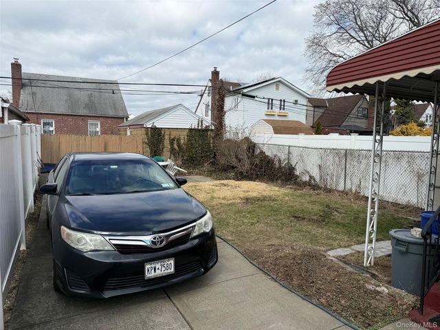 11486 228th Street, Cambria Heights, NY 11411