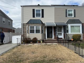 11486 228th Street, Cambria Heights, NY 11411