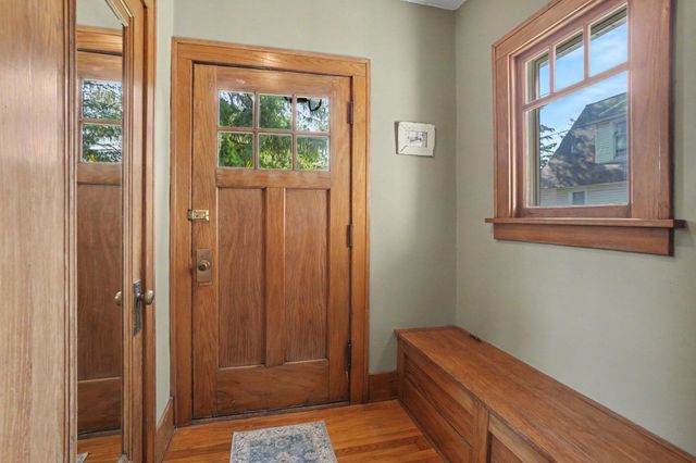 560 State Street, Holland, MI 49423