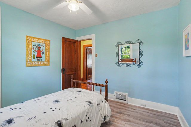 560 State Street, Holland, MI 49423