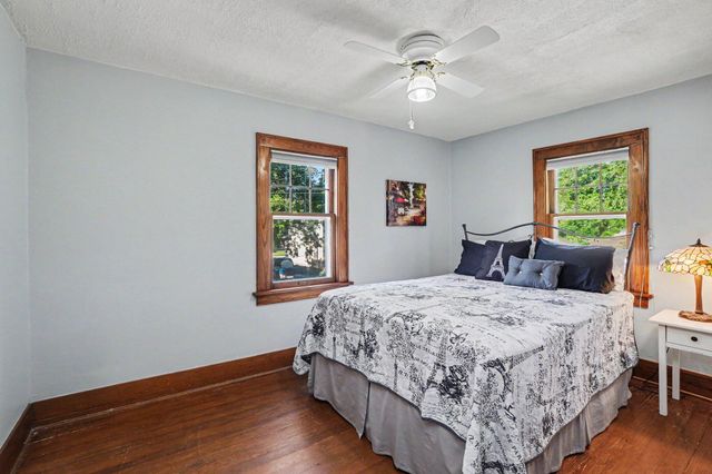 560 State Street, Holland, MI 49423
