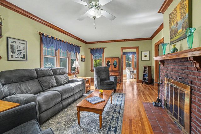 560 State Street, Holland, MI 49423