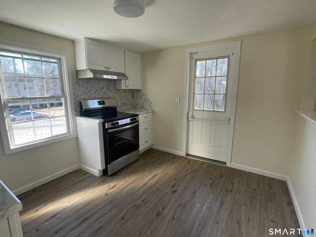 266 Hebron Avenue, Glastonbury, CT 06033