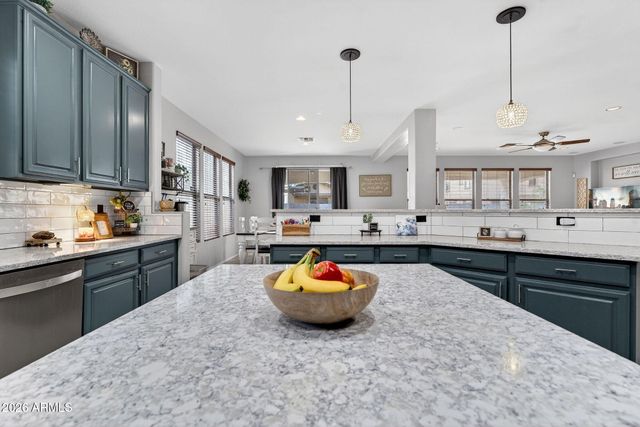 25830 N SANDSTONE Way, Surprise, AZ 85387