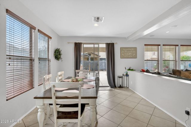 25830 N SANDSTONE Way, Surprise, AZ 85387