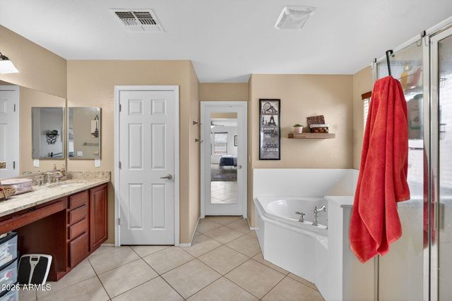 25830 N SANDSTONE Way, Surprise, AZ 85387