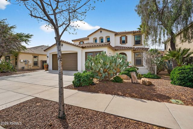 25830 N SANDSTONE Way, Surprise, AZ 85387