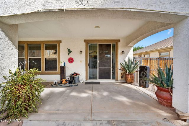 25830 N SANDSTONE Way, Surprise, AZ 85387