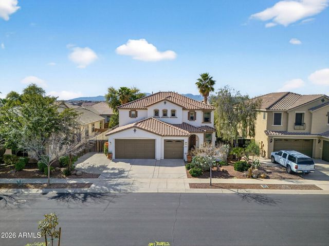 25830 N SANDSTONE Way, Surprise, AZ 85387