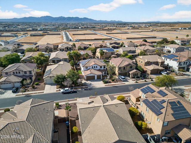 25830 N SANDSTONE Way, Surprise, AZ 85387