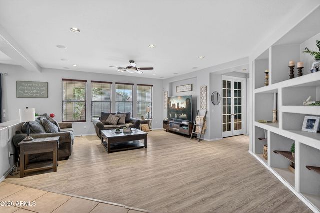 25830 N SANDSTONE Way, Surprise, AZ 85387