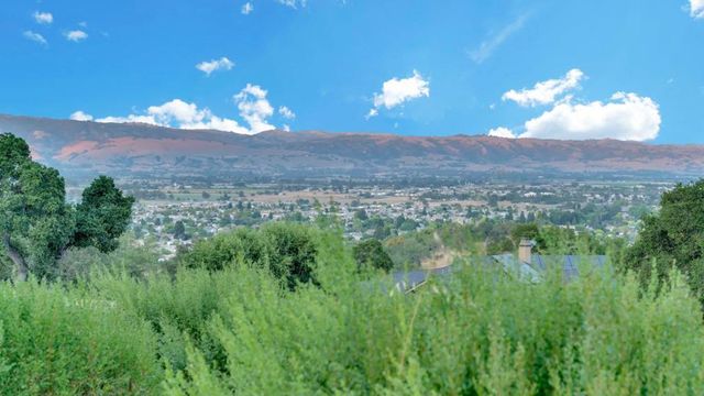 9250 Mahogany, Gilroy, CA 95020