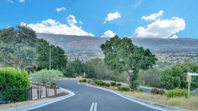 9250 Mahogany, Gilroy, CA 95020