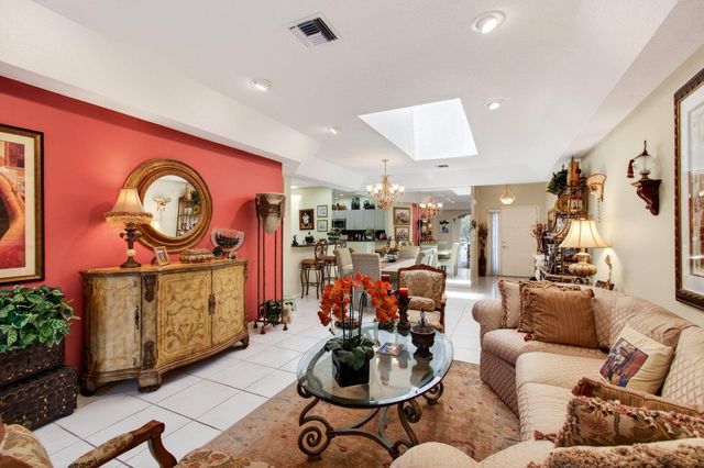 12527 Crystal Pointe Drive C, Boynton Beach, FL 33437