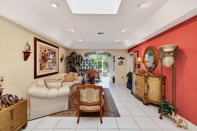 12527 Crystal Pointe Drive C, Boynton Beach, FL 33437