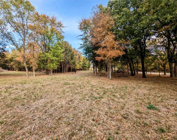 907 Welch School Road, Collinsville, TX 76233