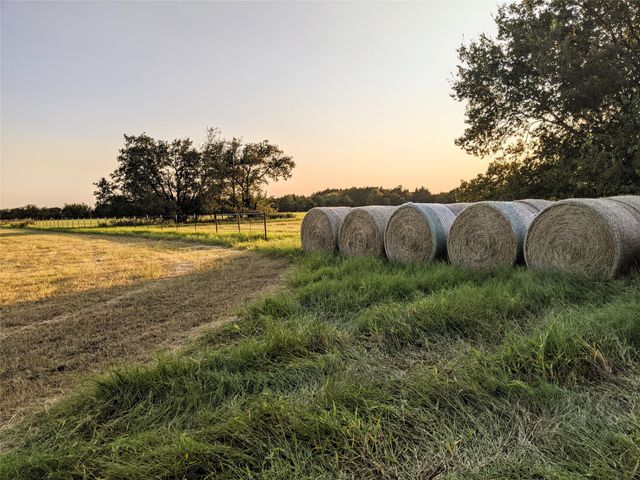 907 Welch School Road, Collinsville, TX 76233