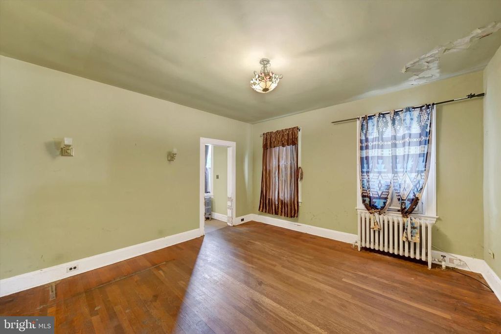 Image 7 of property listing at 3020 TAYLOR, Baltimore, MD 21234
