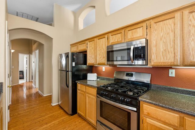 2027 Tennalinde Ln, Stockton, CA 95210