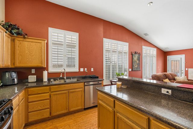 2027 Tennalinde Ln, Stockton, CA 95210