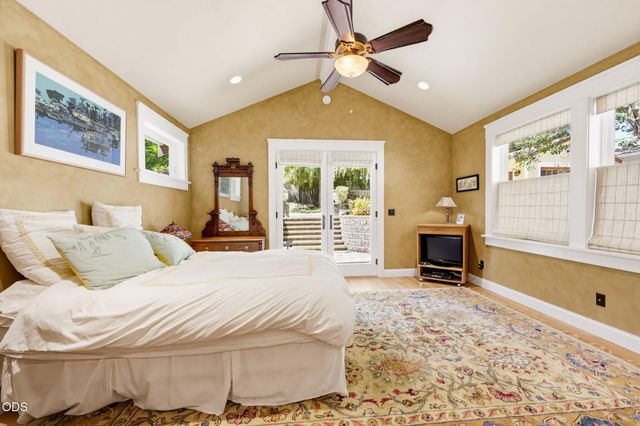 307 N Main Street, Ashland, OR 97520