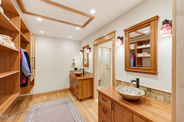 307 N Main Street, Ashland, OR 97520
