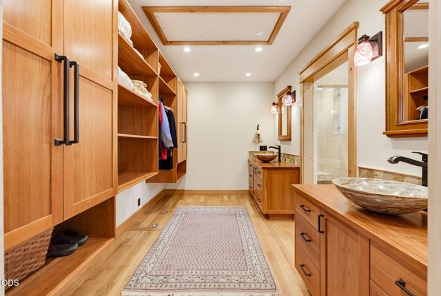 307 N Main Street, Ashland, OR 97520