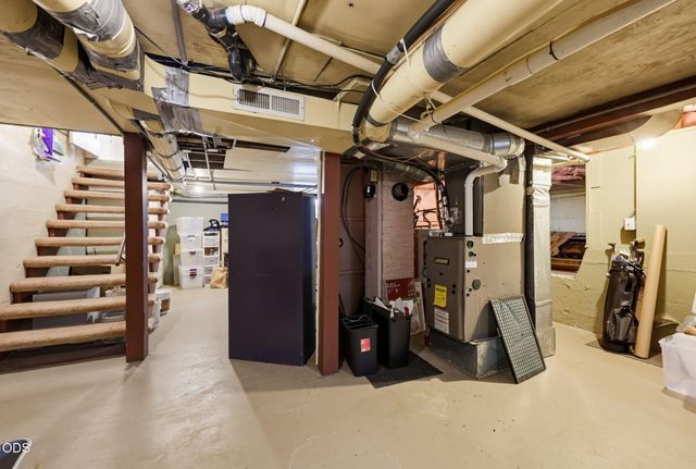 307 N Main Street, Ashland, OR 97520