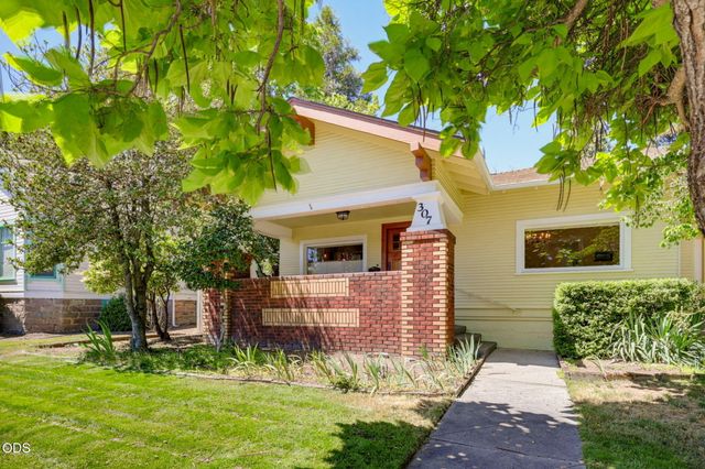 307 N Main Street, Ashland, OR 97520