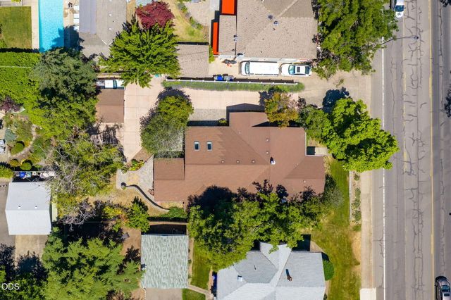 307 N Main Street, Ashland, OR 97520