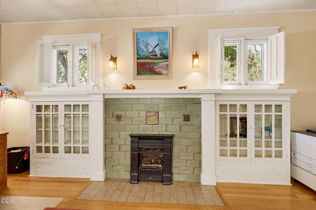 307 N Main Street, Ashland, OR 97520